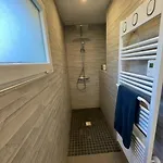 Appartement Dans Une Villa Au Calme